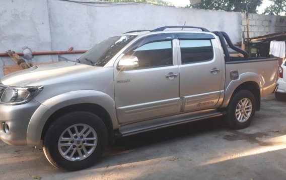 2015 Toyota Hilux Automatic for sale in Lipa-2