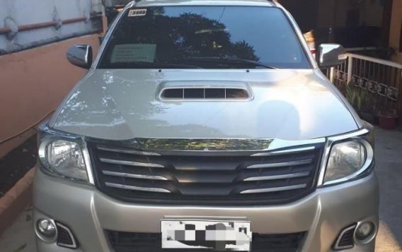 2015 Toyota Hilux Automatic for sale in Manila-4