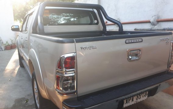 2015 Toyota Hilux Automatic for sale in Lipa-1
