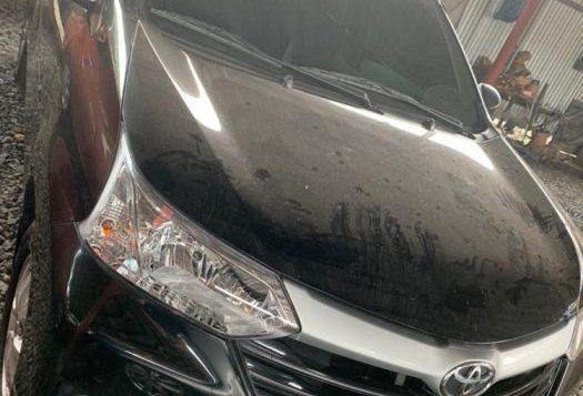 Sell Black 2017 Toyota Avanza in Quezon City