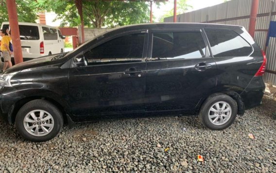 Sell Black 2017 Toyota Avanza in Quezon City-6