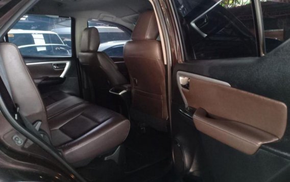 Brown Toyota Fortuner 2018 for sale in Quezon City-2