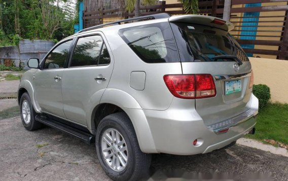 Selling Silver Toyota Fortuner 2007 at 97000 km -2