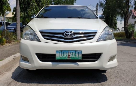 2012 Toyota Innova for sale in Las Piñas-1