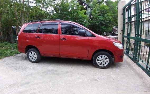 Selling Toyota Innova 2014 Manual Diesel in Quezon City -1