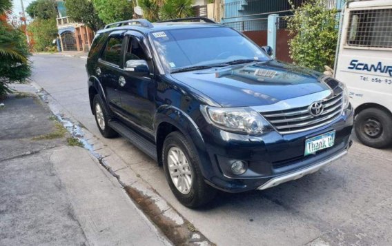2013 Toyota Fortuner for sale in Cainta