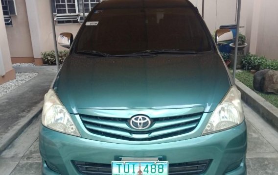 2011 Toyota Innova for sale in Marikina 