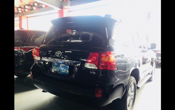 Sell 2013 Toyota Land Cruiser Automatic Diesel at 61844 km -1