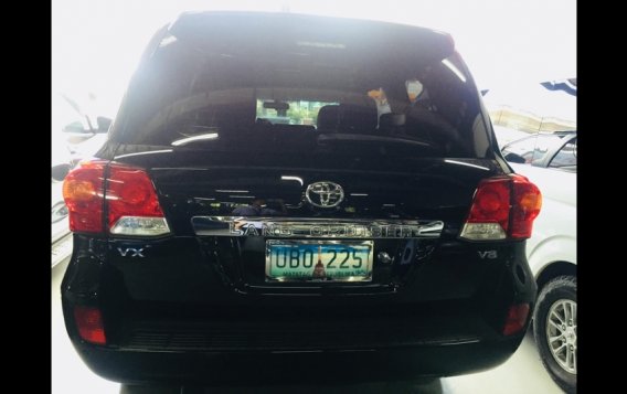 Sell 2013 Toyota Land Cruiser Automatic Diesel at 61844 km -2