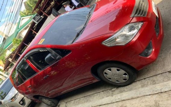 Selling Red Toyota Innova 2016 in Quezon City