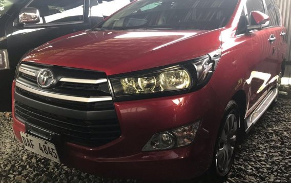 Selling Red Toyota Innova 2017 in Quezon City -2