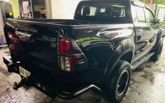 2016 Toyota Hilux for sale in Quezon City 
