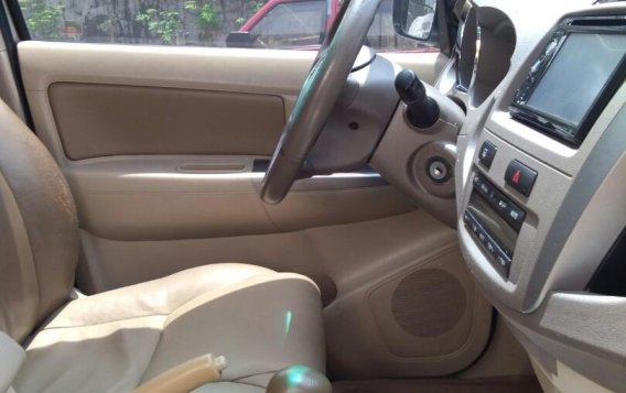 2006 Toyota Fortuner for sale in Quezon City-3