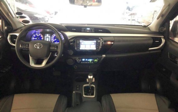 2016 Toyota Hilux for sale in Manila-8