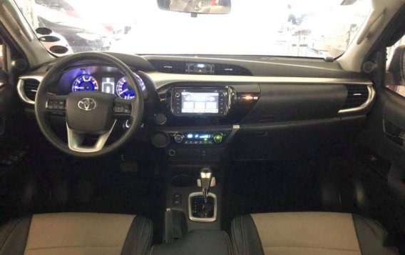 2016 Toyota Hilux for sale in Manila-3