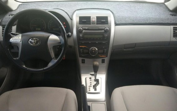 2011 Toyota Corolla Altis for sale in Las Pinas-2