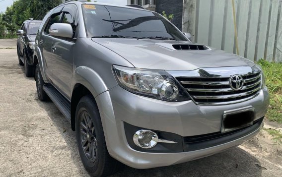 Toyota Fortuner 2015 for sale in Quezon City-2
