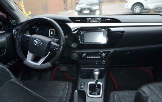 2017 Toyota Hilux for sale in Pasig -3