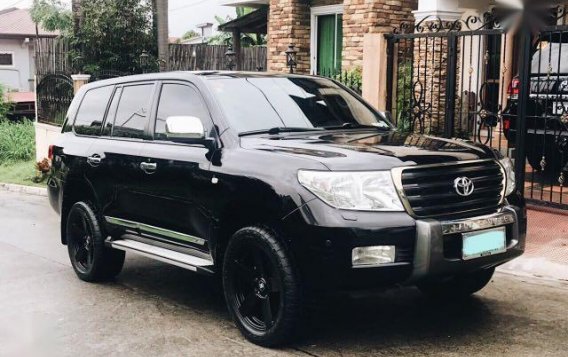 2010 Toyota Land Cruiser for sale in Cainta-4