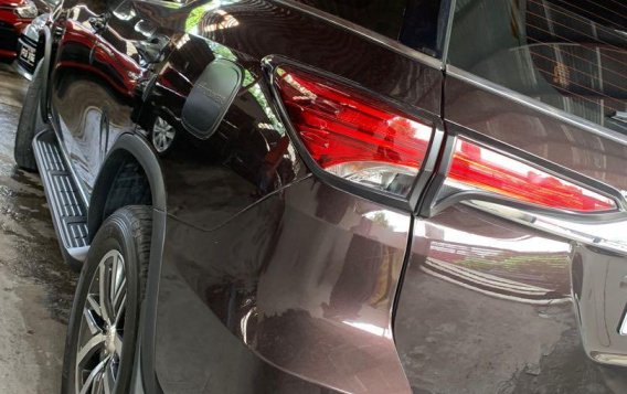 Brown Toyota Fortuner 2018 for sale in Quezon City-4
