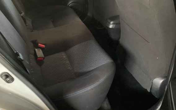Selling Silver Toyota Vios 2018 in Quezon City-3