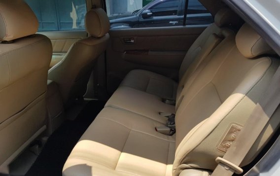 2010 Toyota Fortuner for sale in Quezon City-2