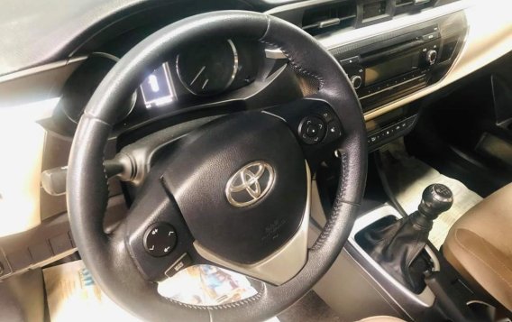 2016 Toyota Corolla Altis for sale in Quezon City-4