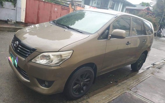 2013 Toyota Innova for sale in Manila-3