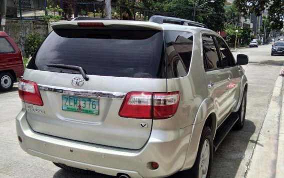 2006 Toyota Fortuner for sale in Quezon City-6