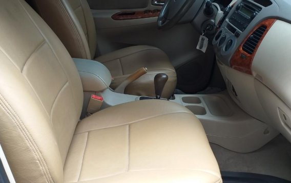 2008 Toyota Innova for sale in Manila-9