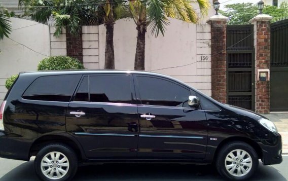 2012 Toyota Innova for sale in Quezon City-7