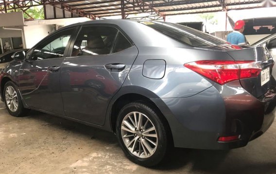 Selling Grey Toyota Corolla Altis 2016 in Quezon City -4