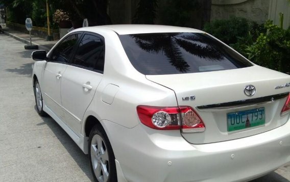 2013 Toyota Corolla Altis for sale in Quezon City-7