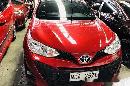 Sell Red 2018 Toyota Yaris at 9600 km -1