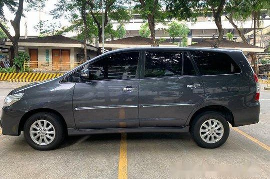 Grey Toyota Innova 2014 at 59000 km for sale-9