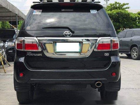 Sell Black 2009 Toyota Fortuner in Makati -5