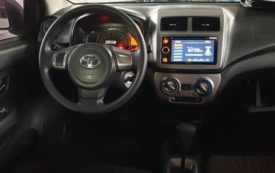 Sell White 2019 Toyota Wigo in Quezon City -6