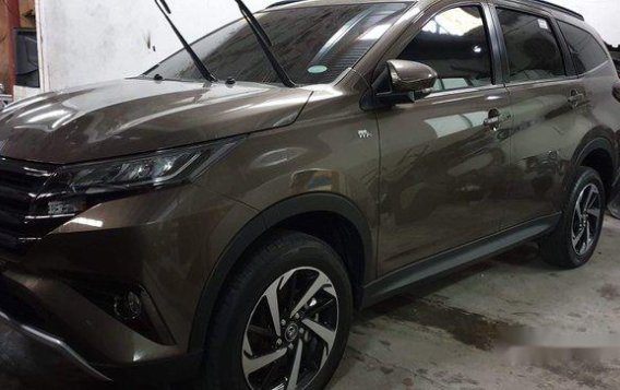 Brown Toyota Rush 2019 for sale in Quezon City -2