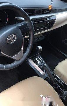 Selling Red Toyota Corolla Altis 2014 Automatic Gasoline -6