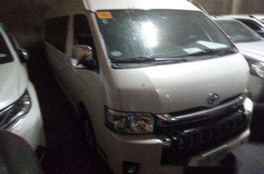 Sell White 2016 Toyota Hiace at 45000 km 