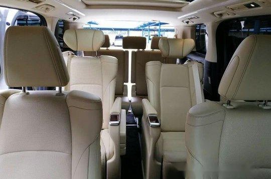 Silver Toyota Alphard 2018 for sale in Parañaque-9
