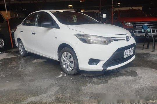 White Toyota Vios 2016 at 80000 km for sale -1