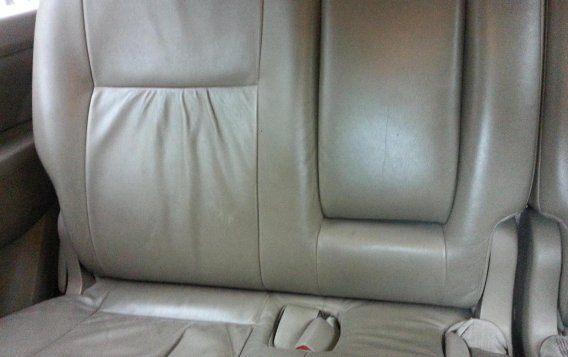 White Toyota Fortuner 2010 Automatic Gasoline for sale -6