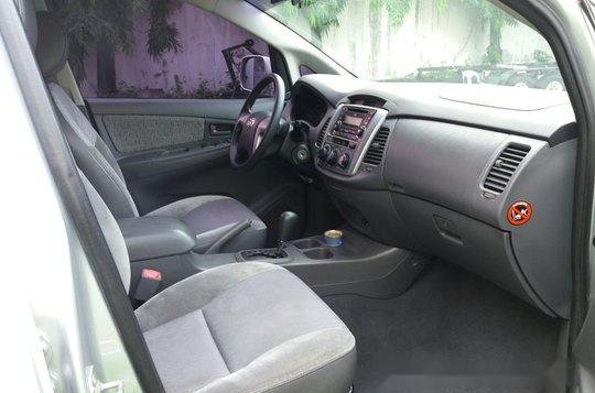 Silver Toyota Innova 2014 for sale in Pasig-4