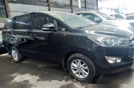 Black Toyota Innova 2016 Manual Diesel for sale -2