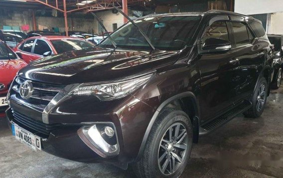 Selling Brown Toyota Fortuner 2018 Automatic Diesel at 28500 km -1