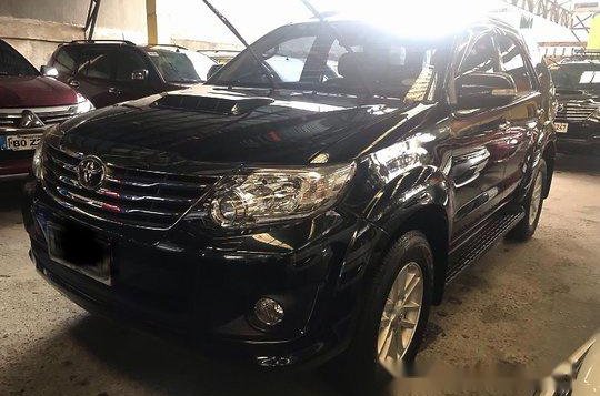 Sell Black 2014 Toyota Fortuner Automatic Diesel at 38000 km -1