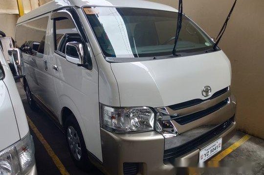 Selling White Toyota Hiace 2016 Manual Diesel