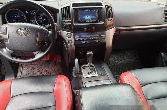 Black Toyota Land Cruiser 2011 for sale in Pasig -6