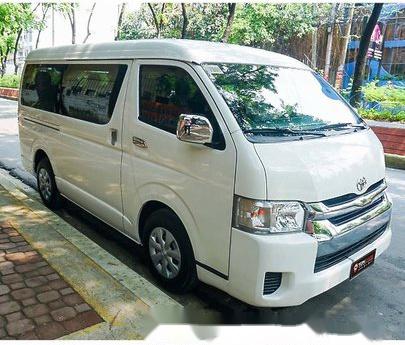 Selling Toyota Hiace 2015 Automatic Diesel